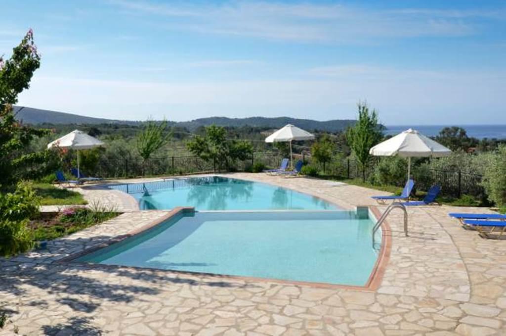 Moonbeam Aparthotel Potos